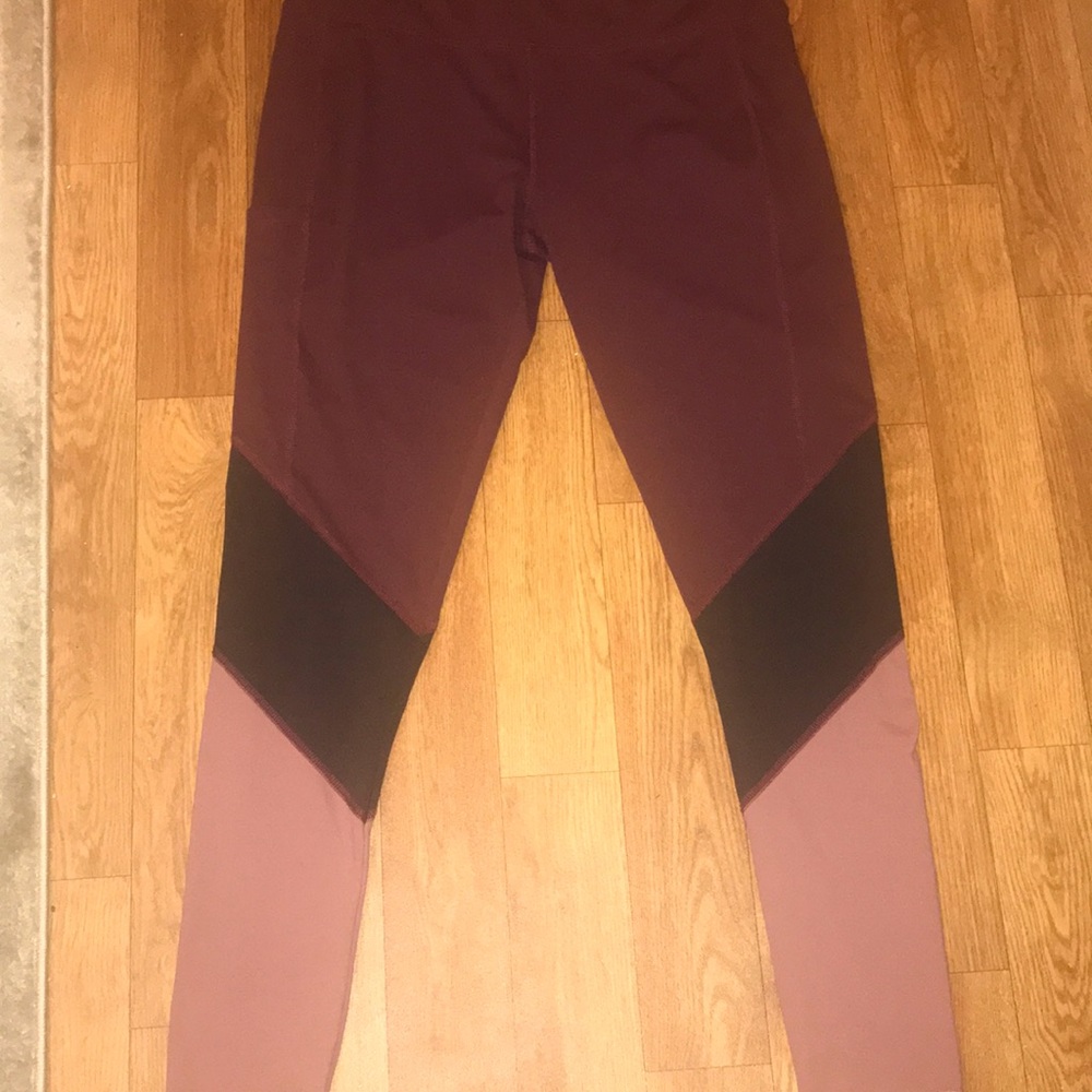 😉😍😉 Leggings👍🏽Active Wear / leggings lots of stretch!!!